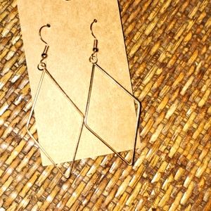 Women's dangling triangle earrings